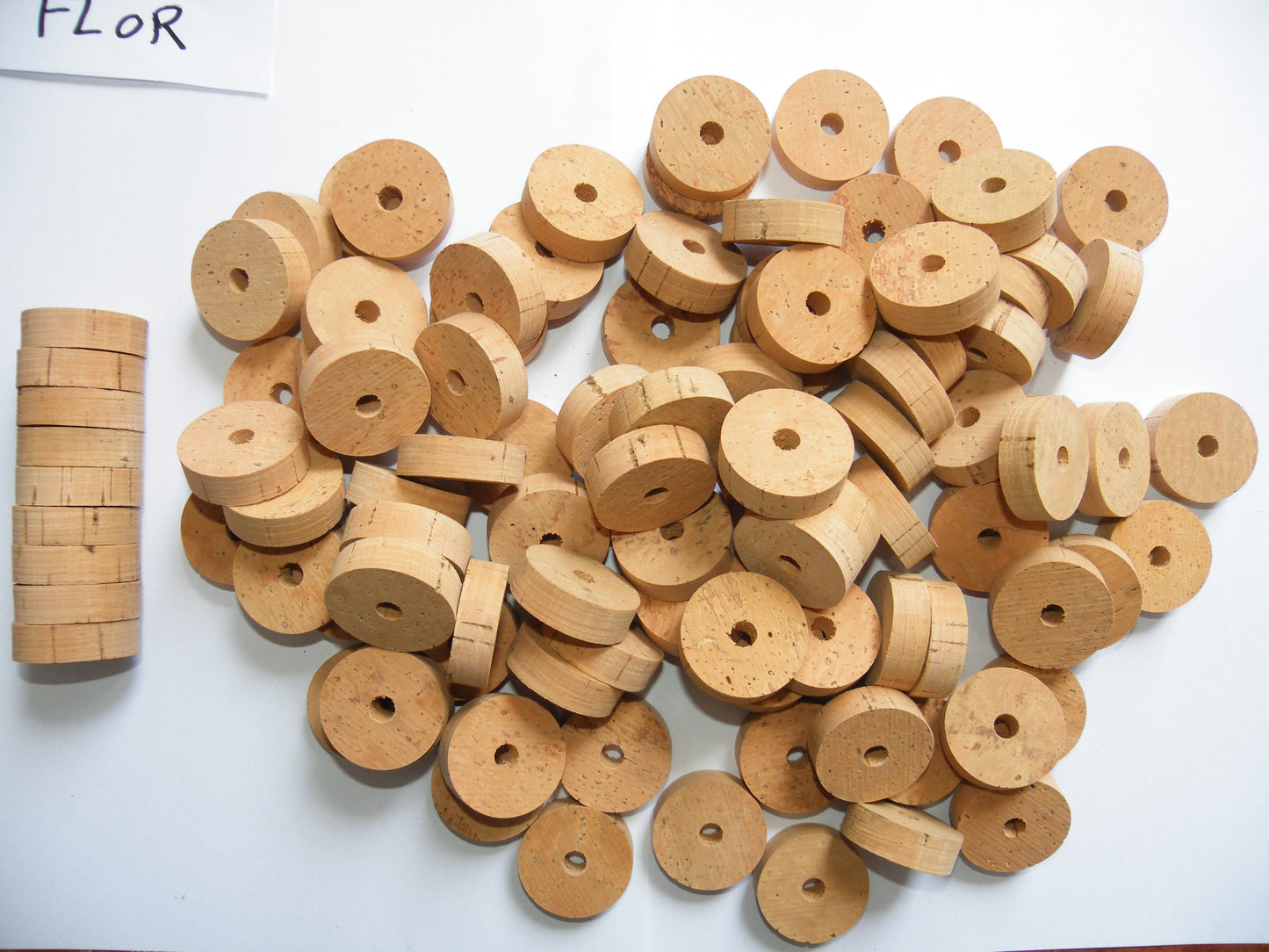 100 Cork rings 1 1/4"x3/8" Grade FLOR bore 1/4"